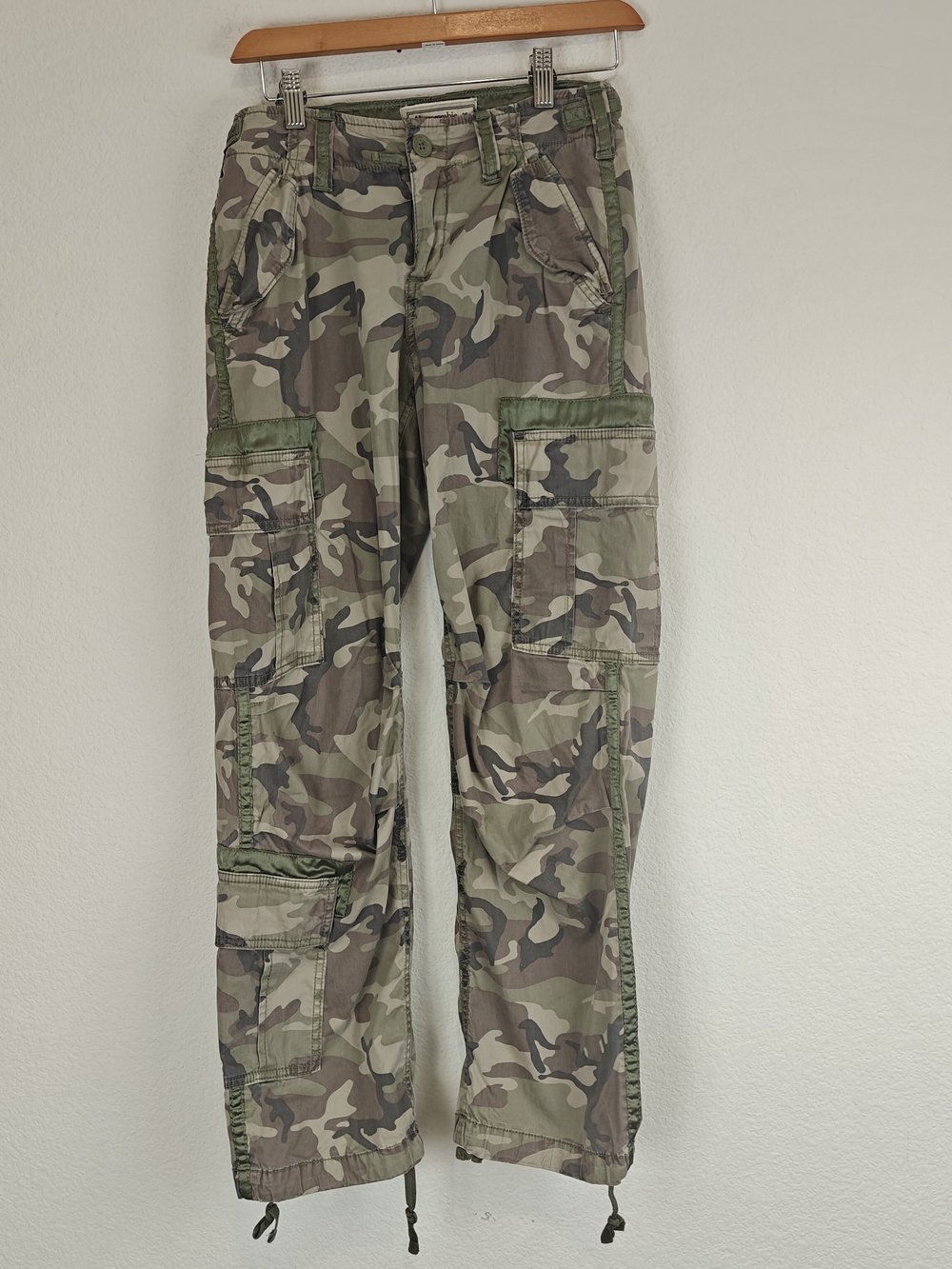 VTG Abercrombie & Fitch Camo Paratrooper Cargo Pants Y2K Grunge Gorpcore Utility